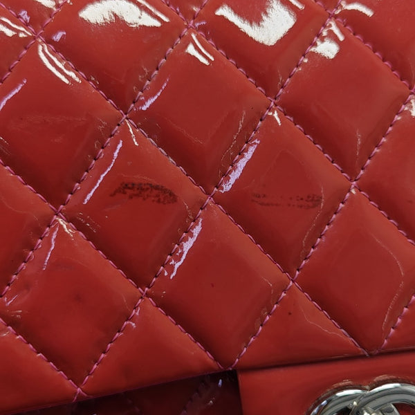 CLASSIC FLAP Small Quilted Patent Leather Red