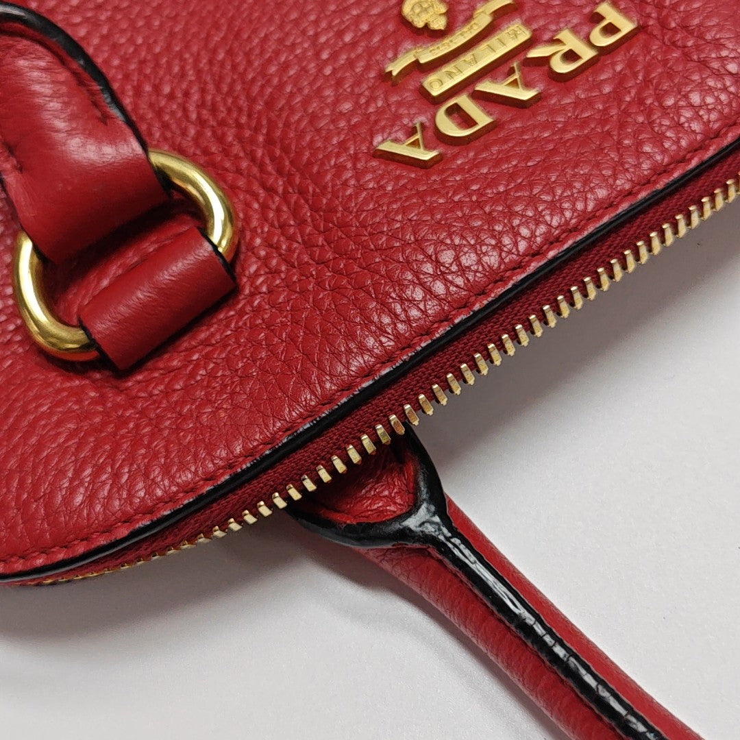 Calfskin Shoulder Bag Red