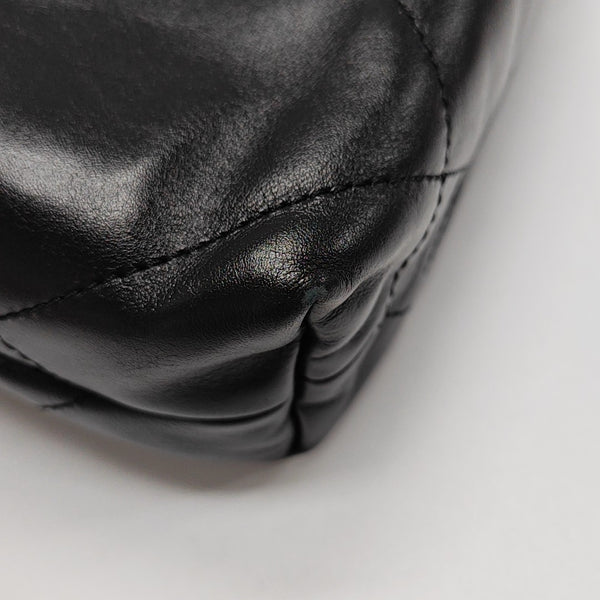 CHANEL 22 Mini Quilted Calfskin Black