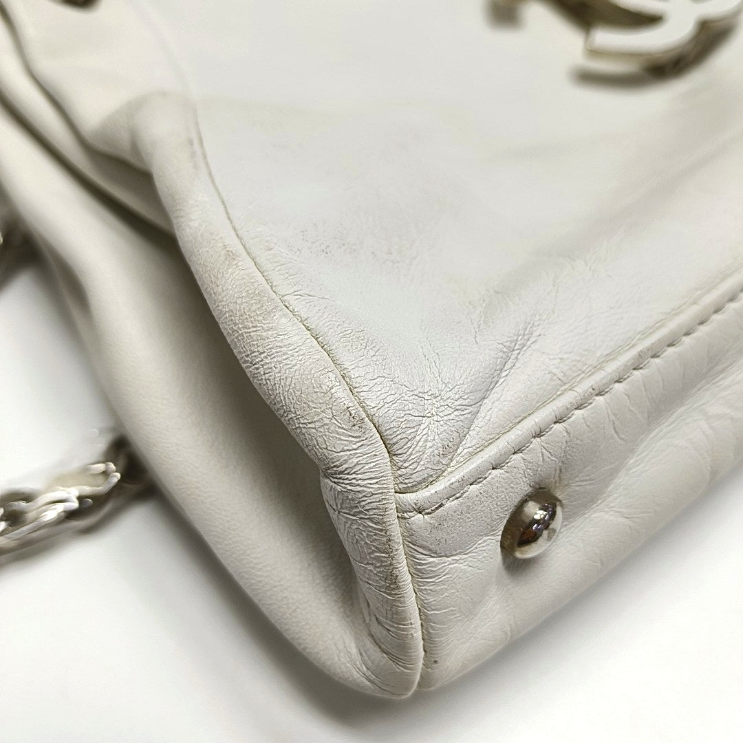 Lambskin White