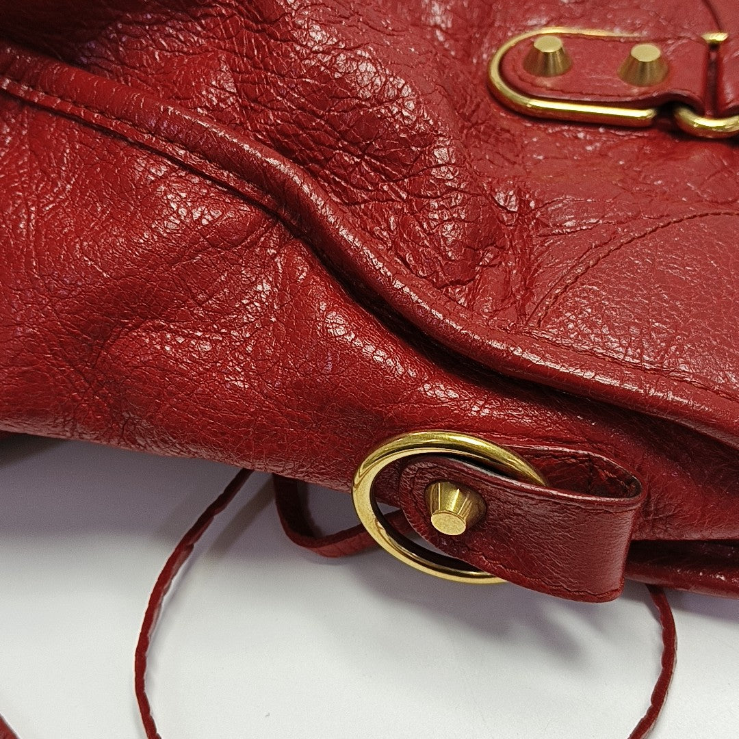 Classic City Medium Lambskin Red