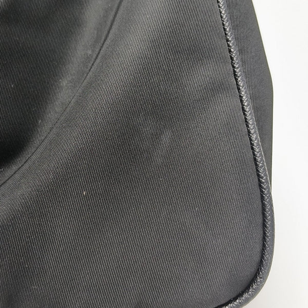 Authenticated pre-owned  Re-Edition2005 Nylon Black - Shoulder Bag at Looply