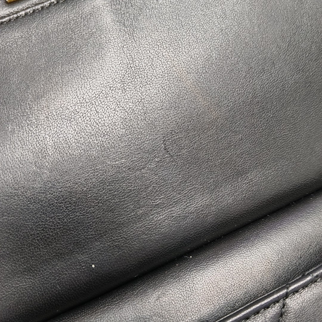 CLASSIC FLAP Small Quilted Calfskin Black