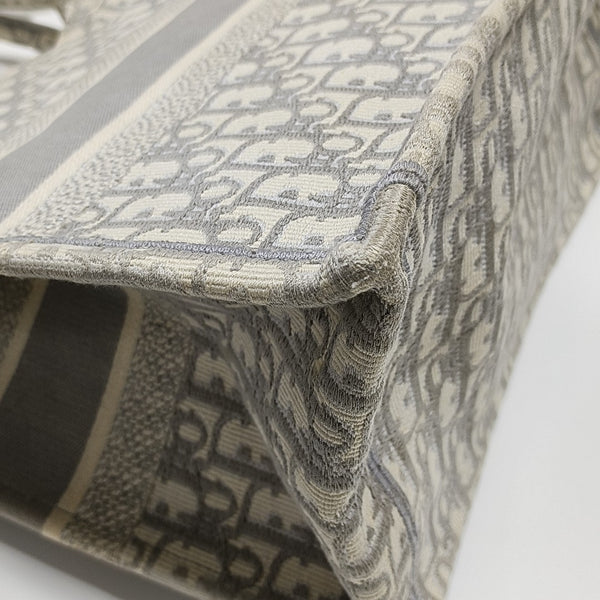 Book Tote Medium Oblique Canvas Gray
