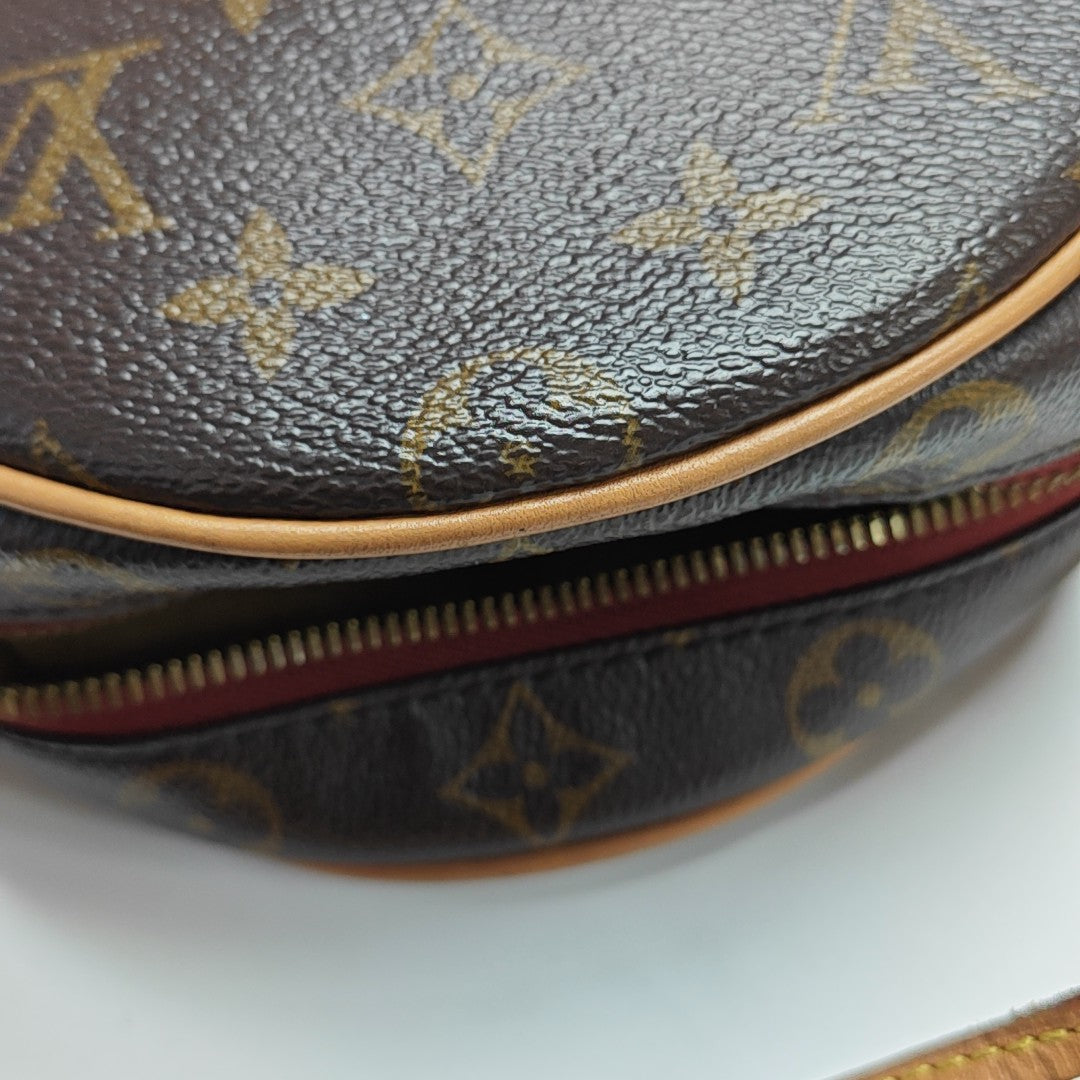 BOITE CHAPEAU PM Monogram Coated Canvas Brown