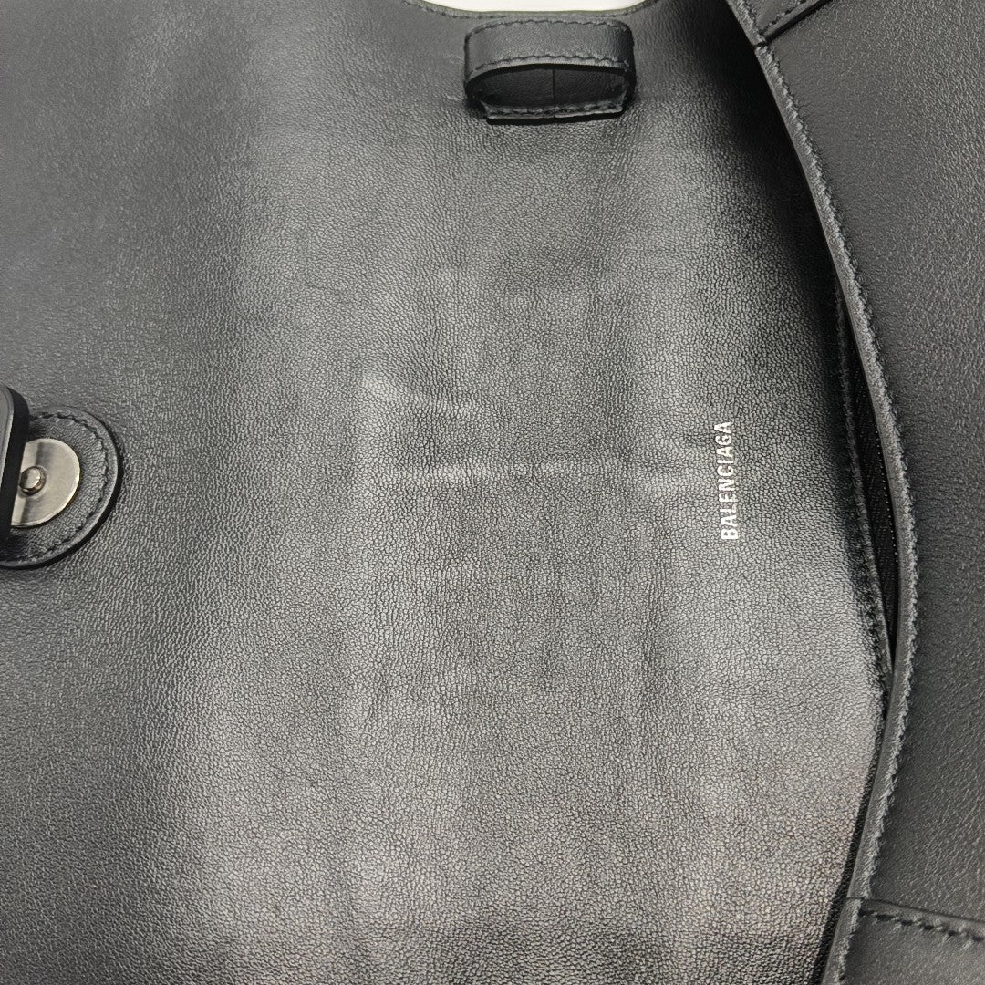 Downtown Medium Calfskin Black
