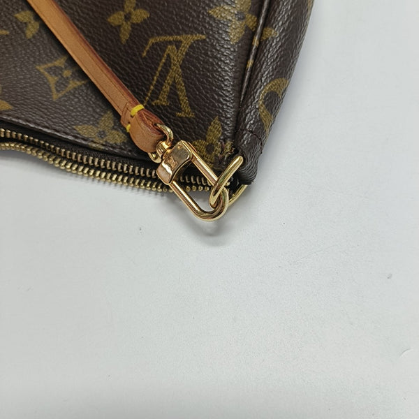 ACCESSOIRES Monogram Coated Canvas Brown