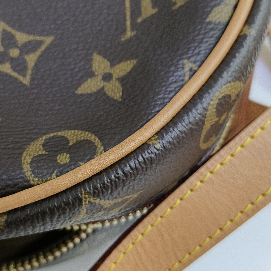 BOITE CHAPEAU PM Monogram Coated Canvas Brown