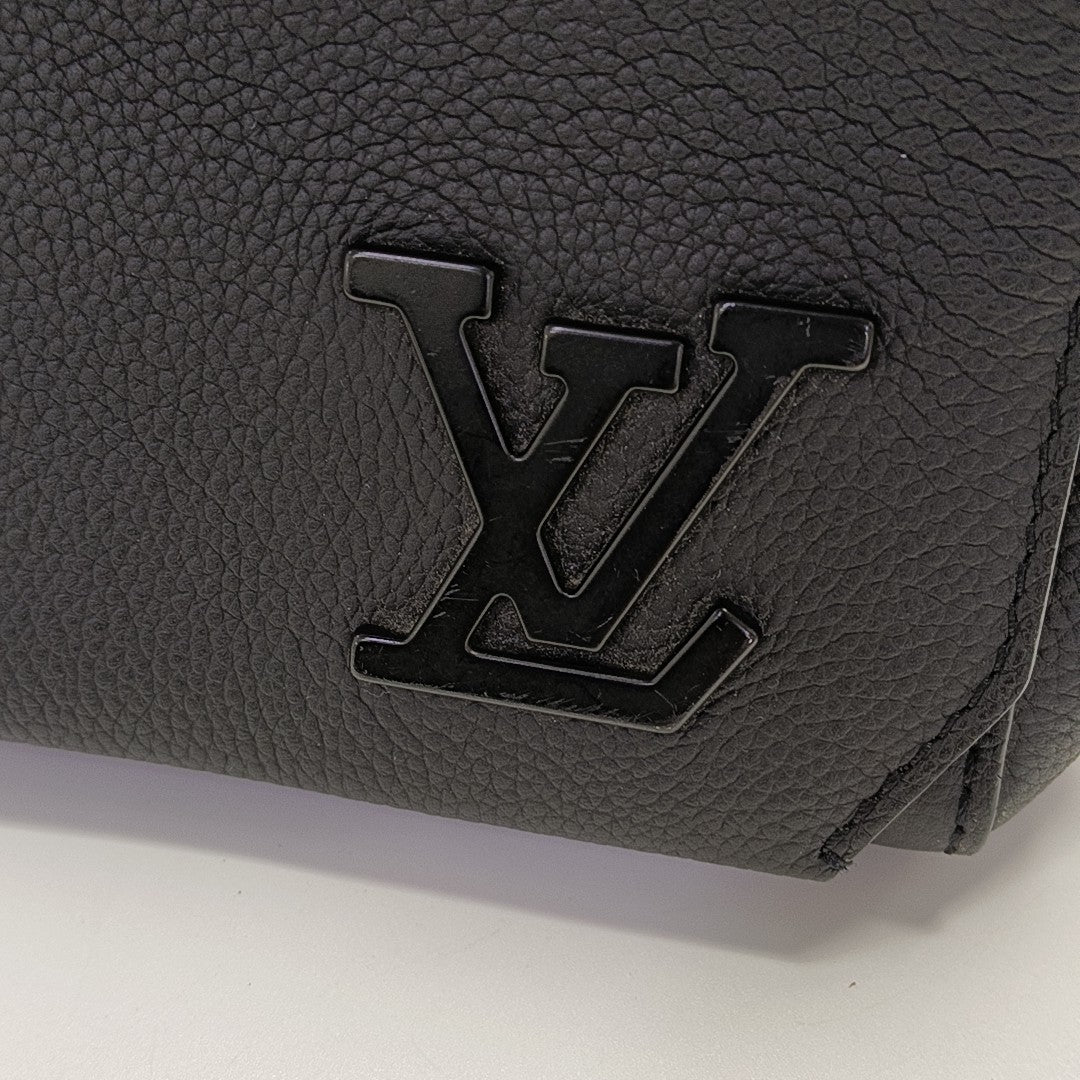 AEROGRAM Calfskin Black