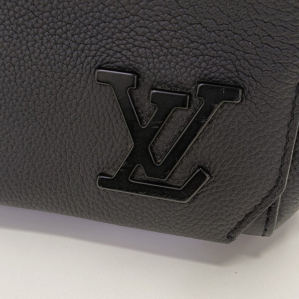 AEROGRAM Calfskin Black