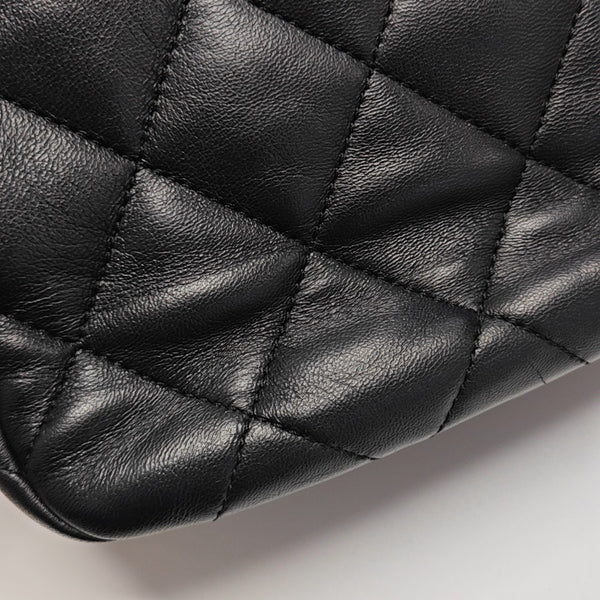 CLASSIC FLAP Mini Quilted Lambskin Black