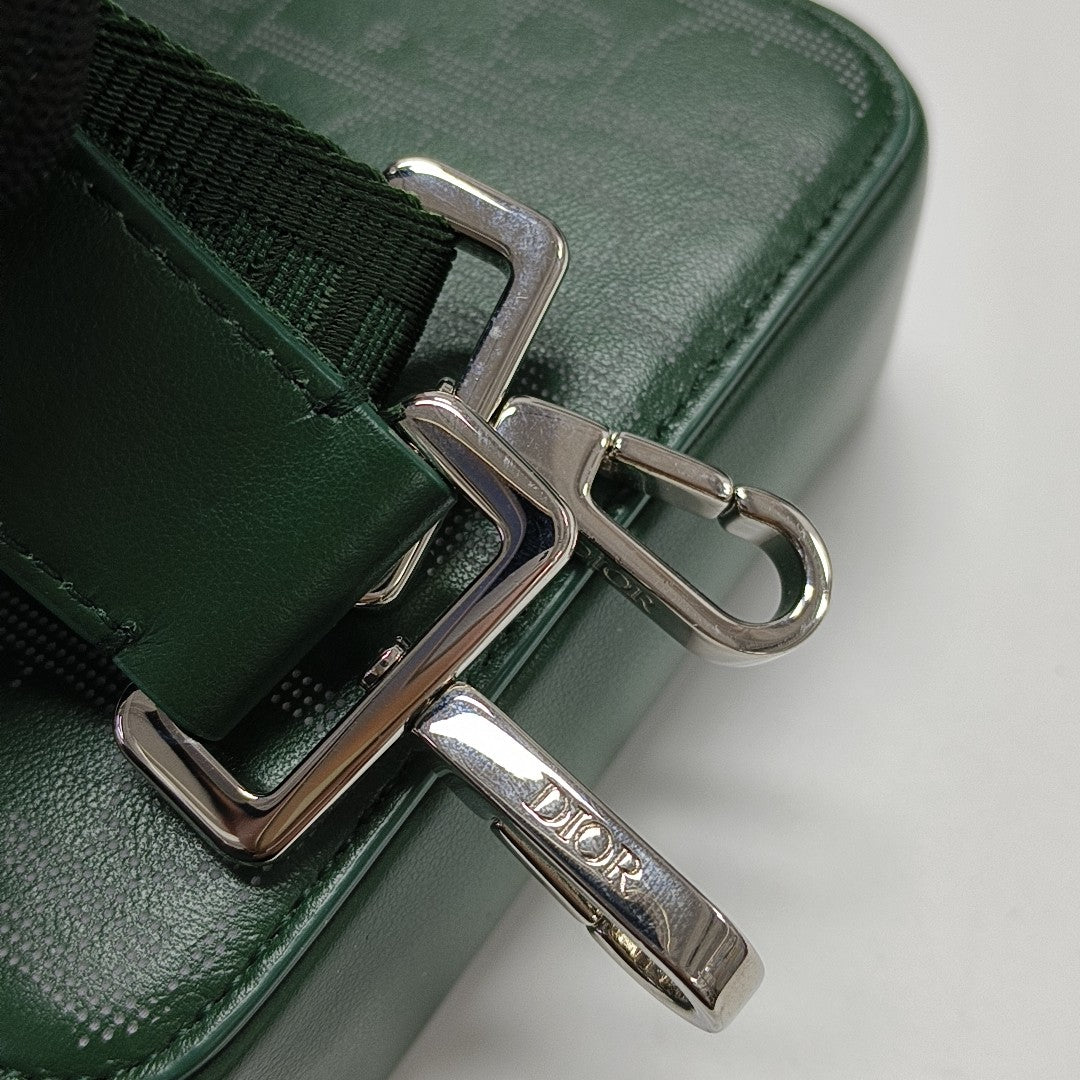 World Tour Oblique Calfskin Green