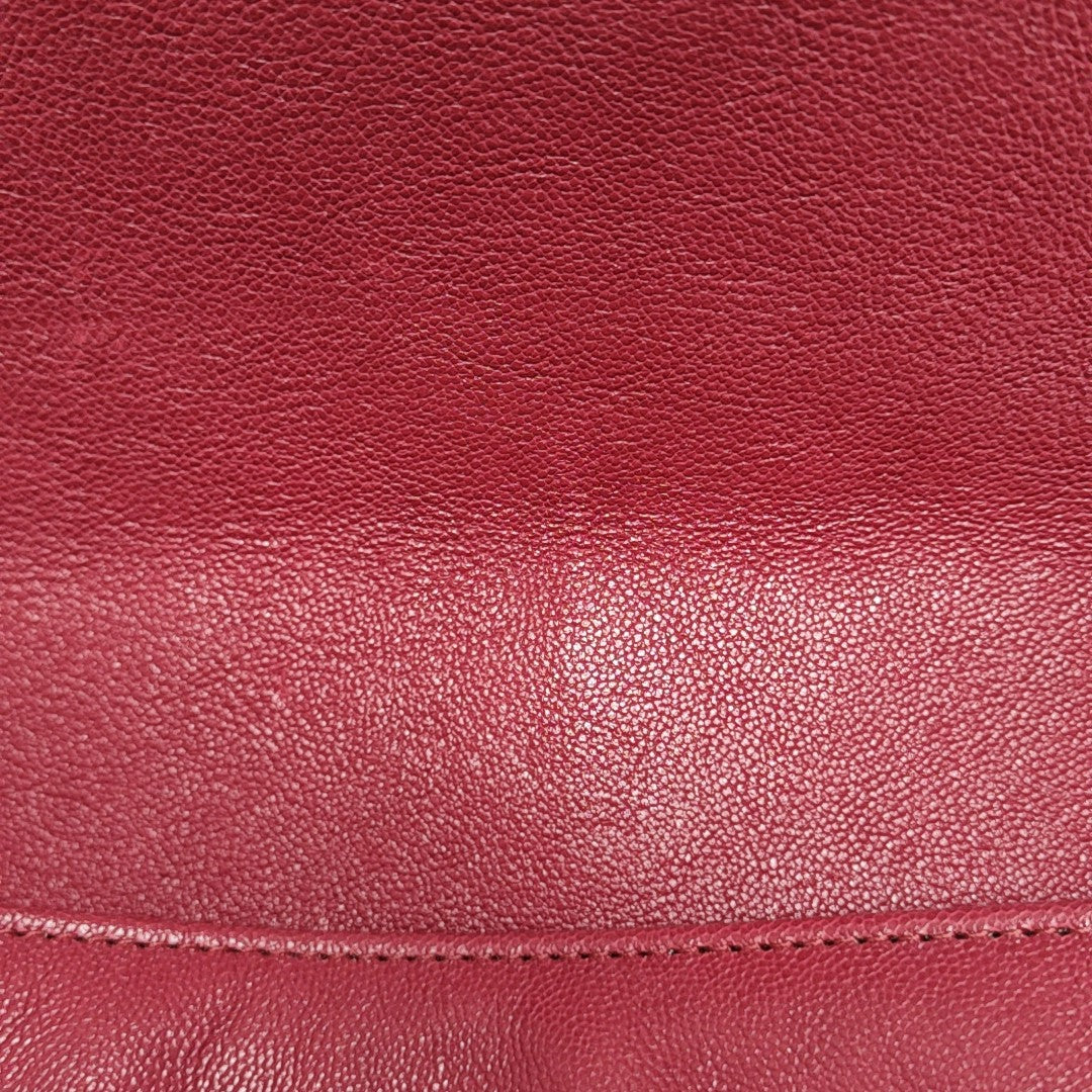 BOY CHANEL Medium Chevron Calfskin Red