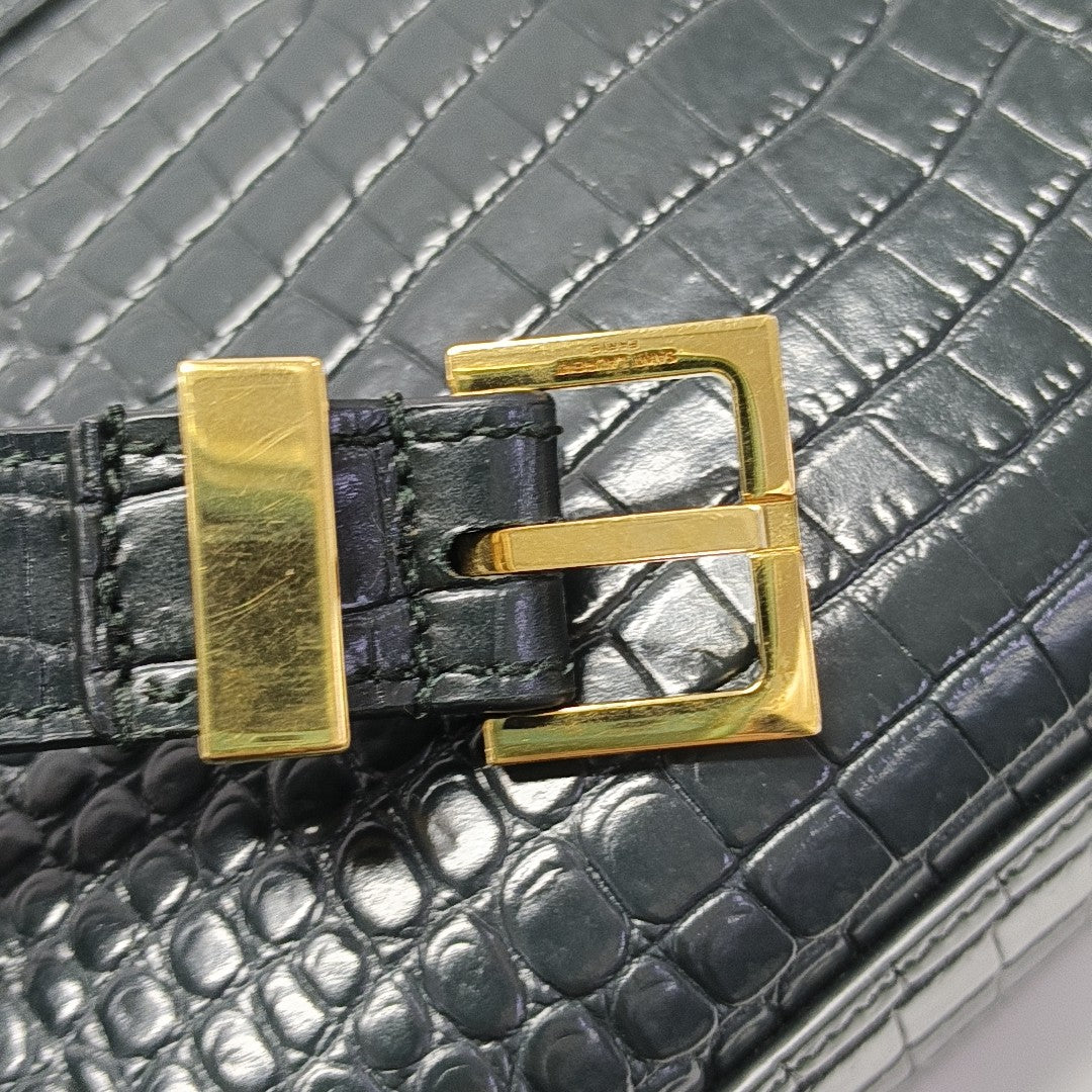 MANHATTAN Medium Calfskin Green
