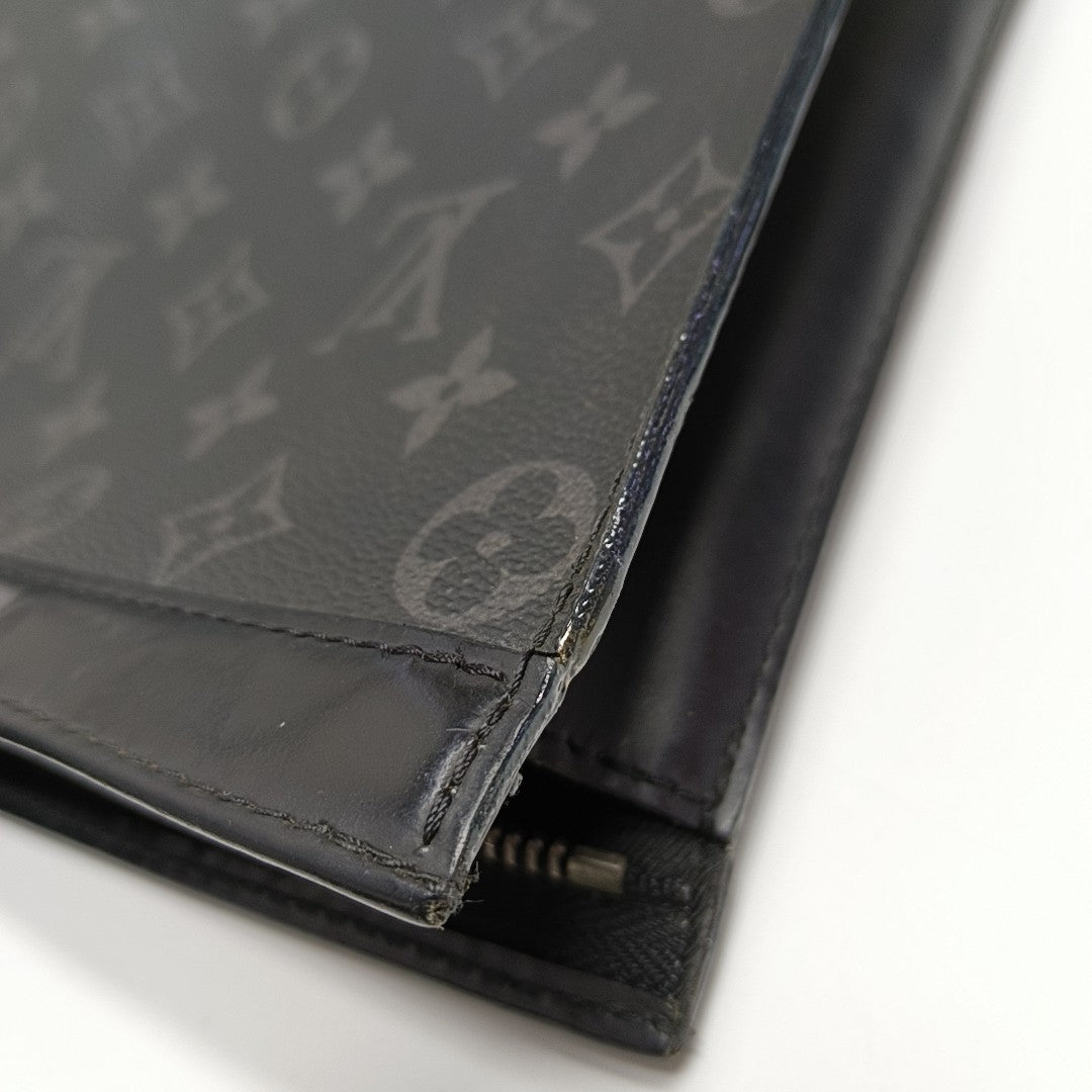 Pochette Voyag MM Monogram Coated Canvas Black