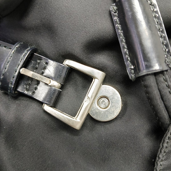 Re-Nylon Medium Nylon Black