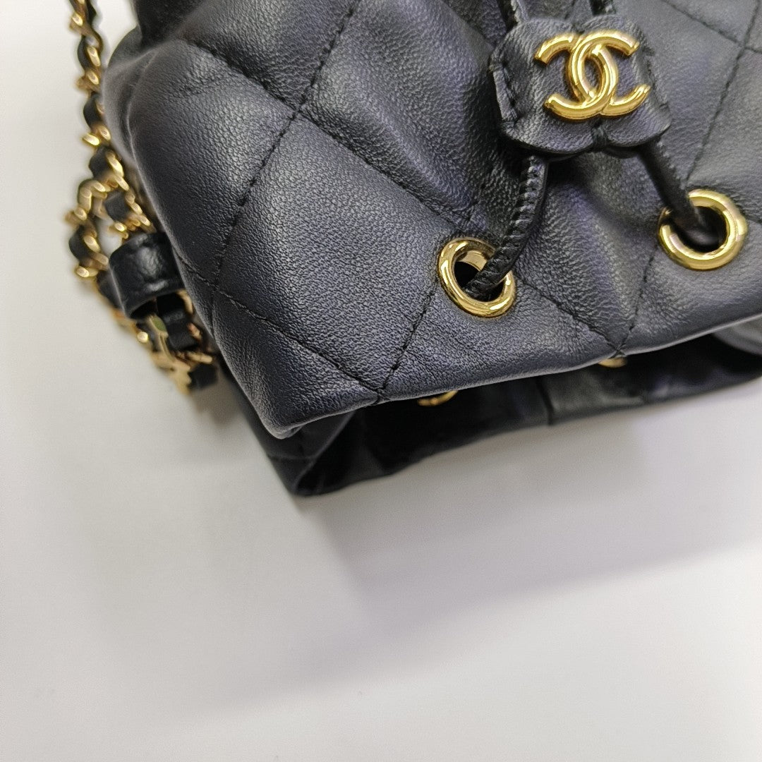 Quilted Lambskin Bucket Bag Black