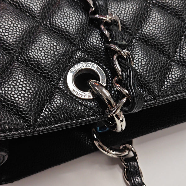 CHANEL GST Large Quilted Grained Calfskin Black