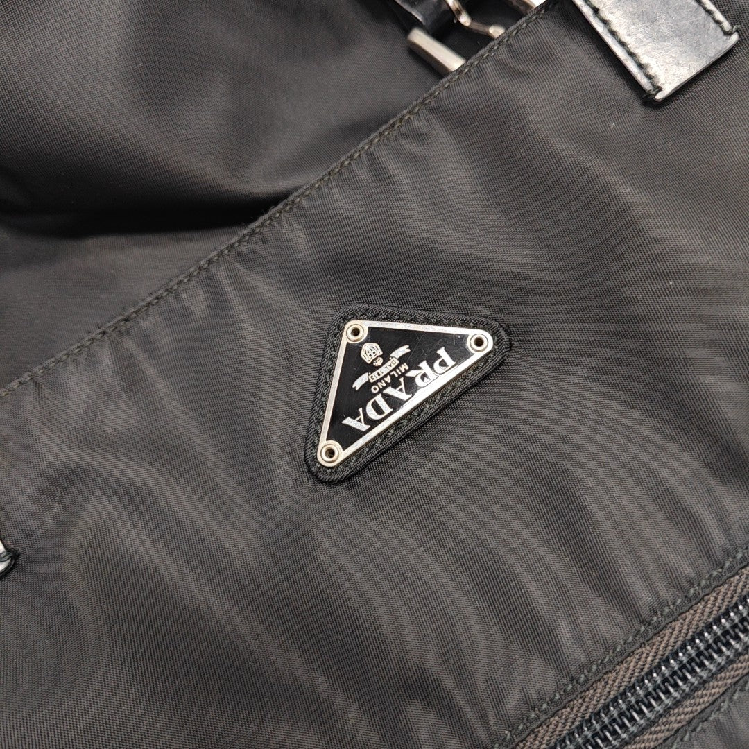 Vela Messenger Bag Nylon Black
