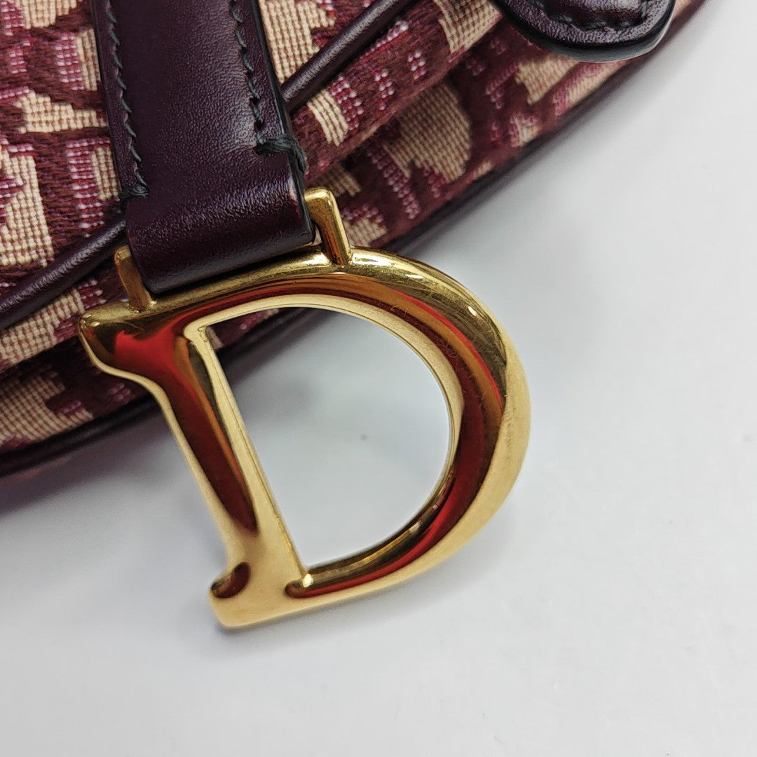 Authenticated pre-owned  Saddle Mini Oblique Canvas Red - Shoulder Bag at Looply