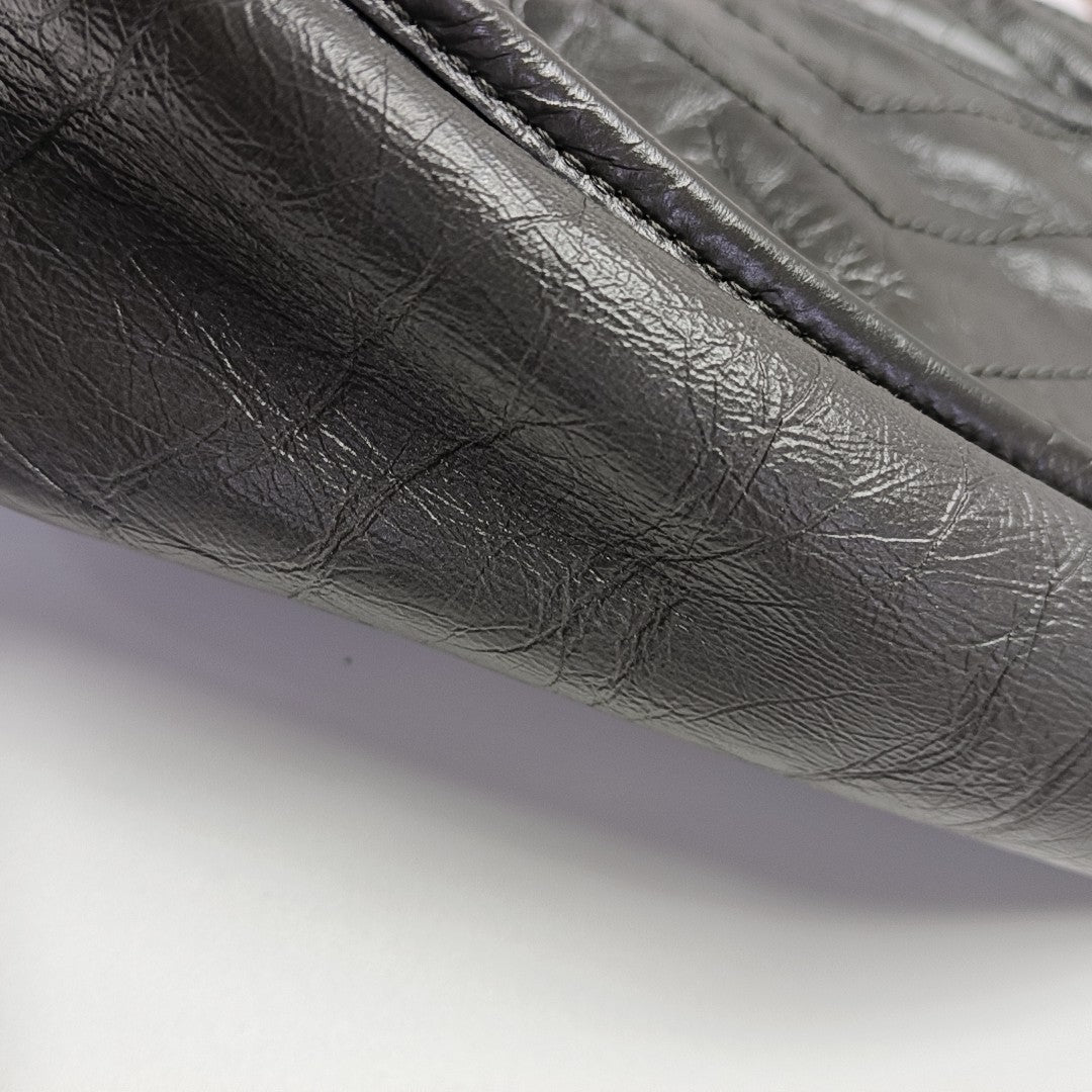 NIKI Small Chevron Calfskin Gray