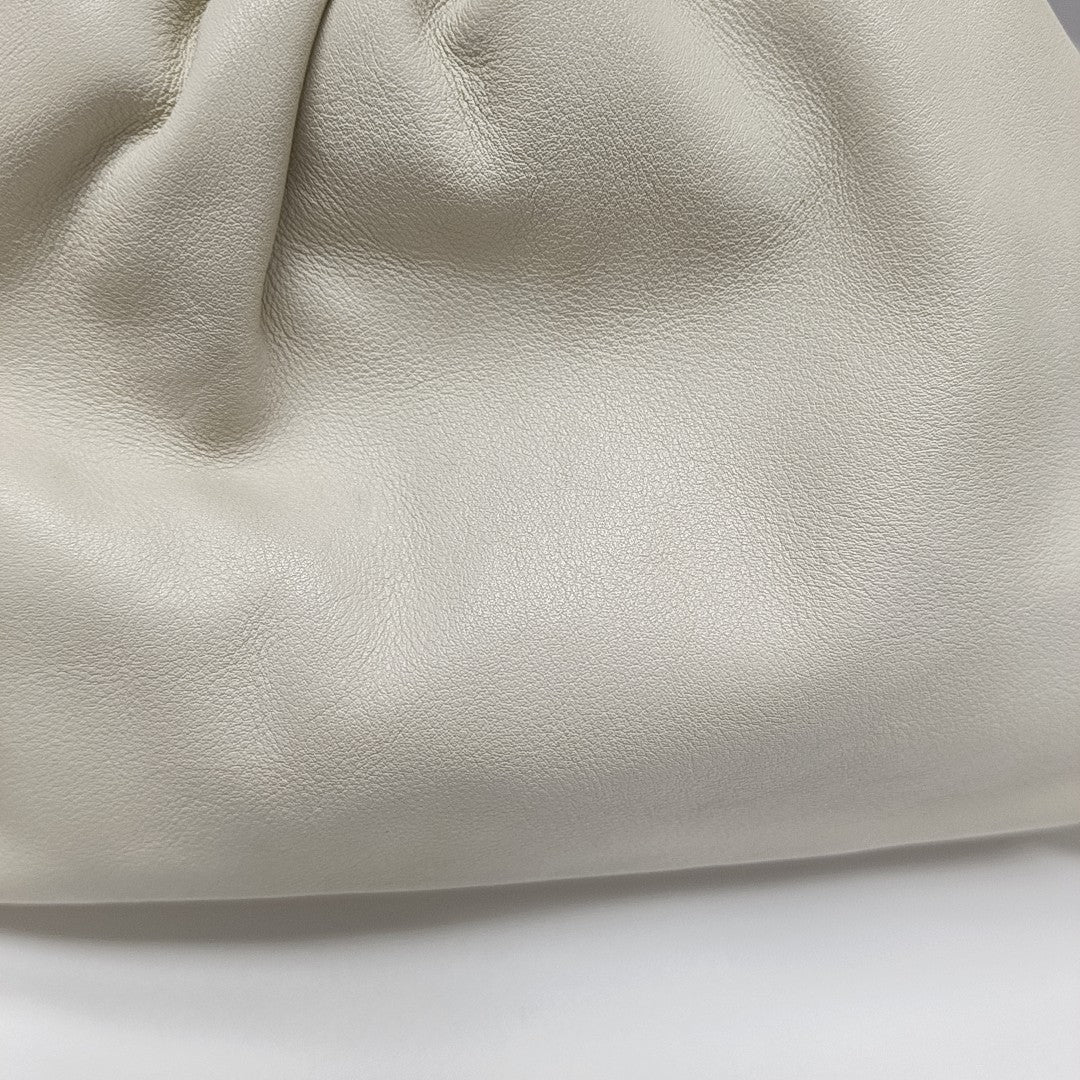 The Pouch Mini Lambskin White