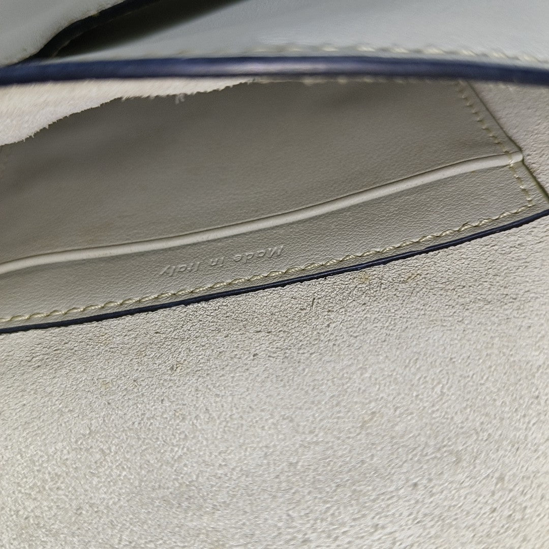 SYMMETRICAL Calfskin White