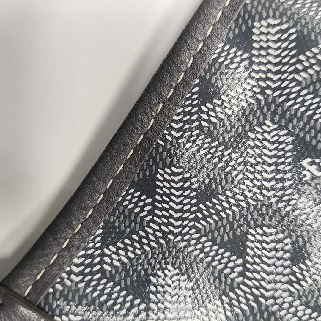 Anjou Coated Canvas Gray