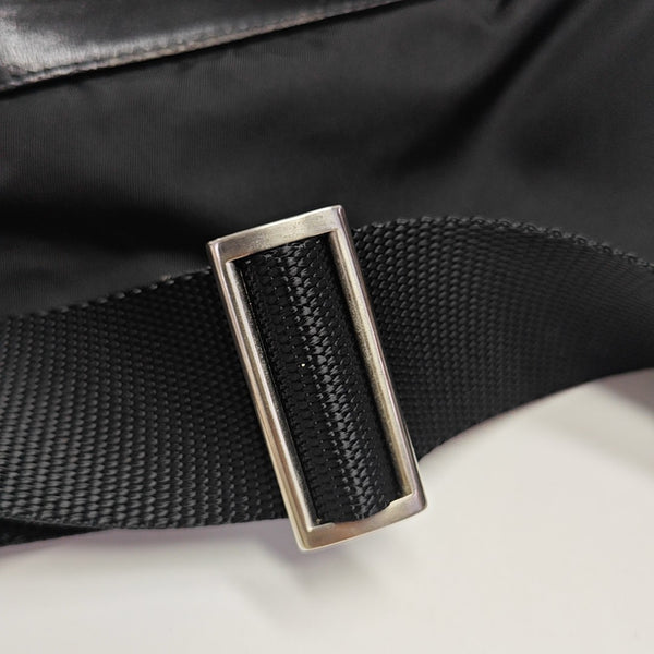 Vela Messenger Bag Nylon Black