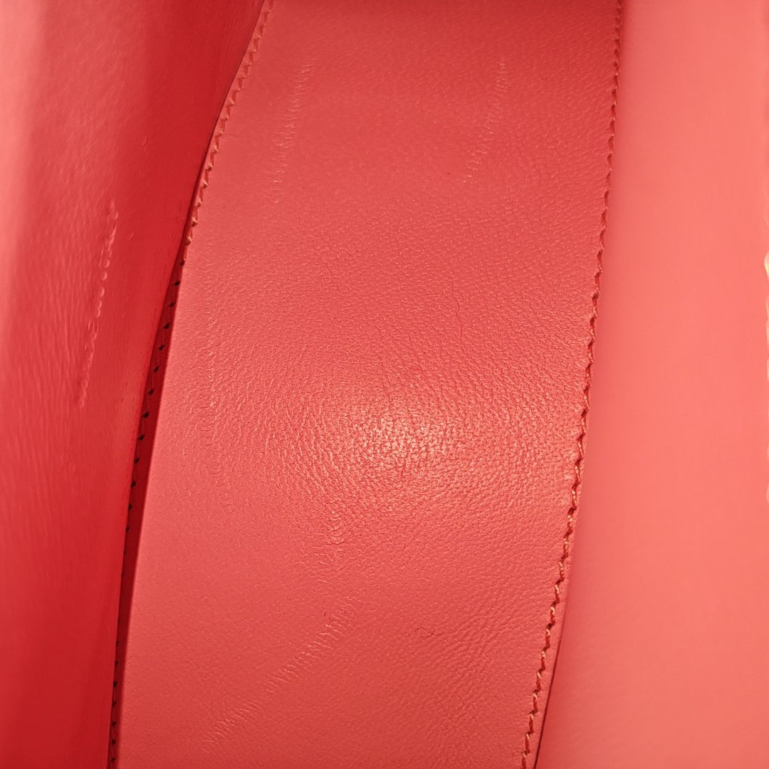 Hourglass Mini Sheepskin Pink