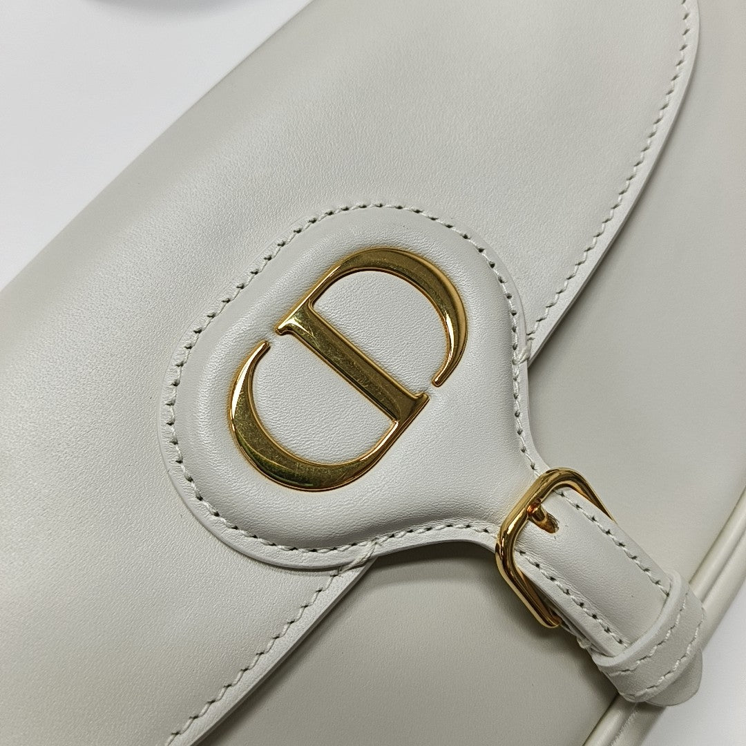 Bobby Medium Calfskin White