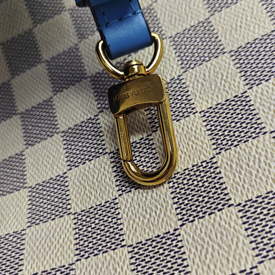 NÉONOÉ MM Damier Azur Coated Canvas White