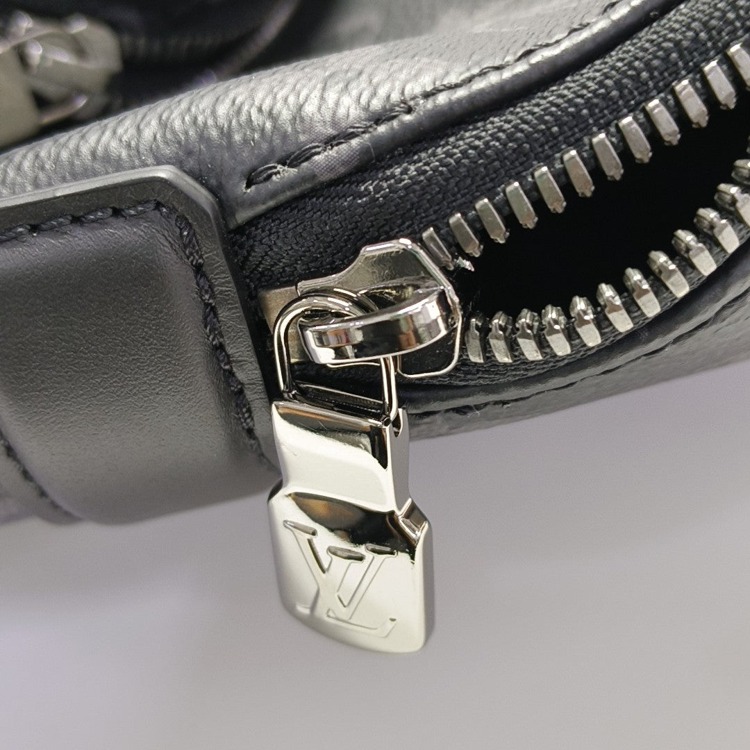 DISCOVERY PM Monogram Coated Canvas Black