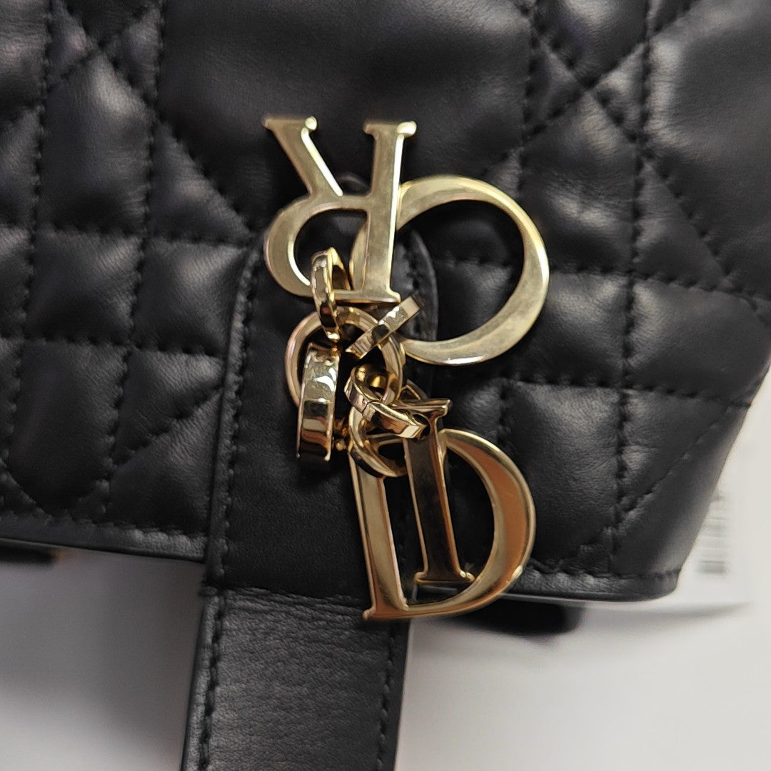 Toujours Small Cannage Calfskin Black