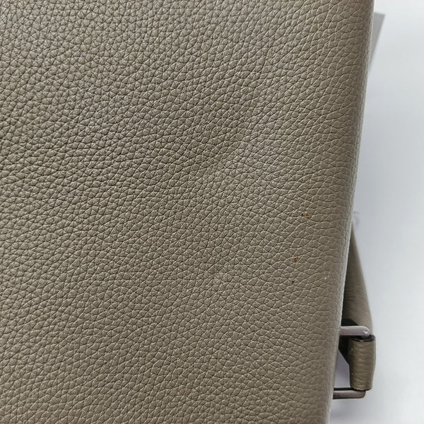 TRAPEZE Small Calfskin Gray