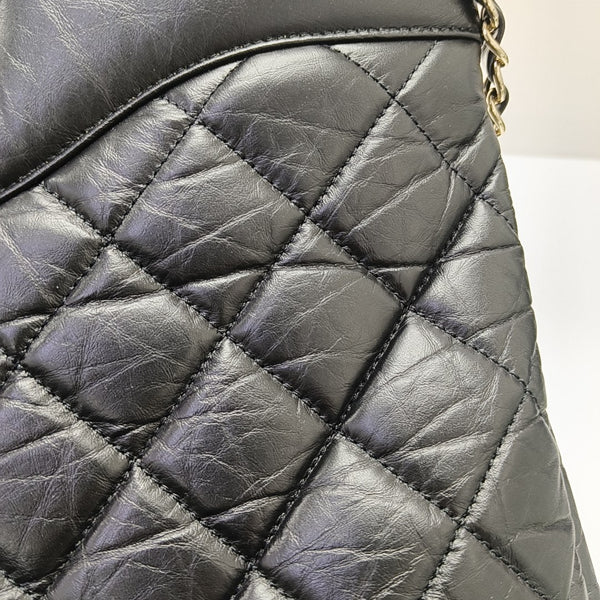 CHANEL 31 Large Quilted Vintage Calf Black