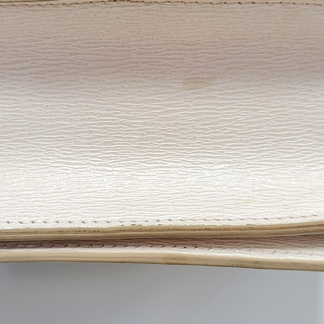 Authenticated pre-owned  CLASSIC BOX Mini Calfskin Pink - Crossbody Bag at Looply