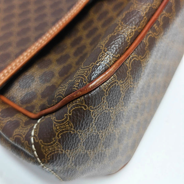 Coated Canvas Brown