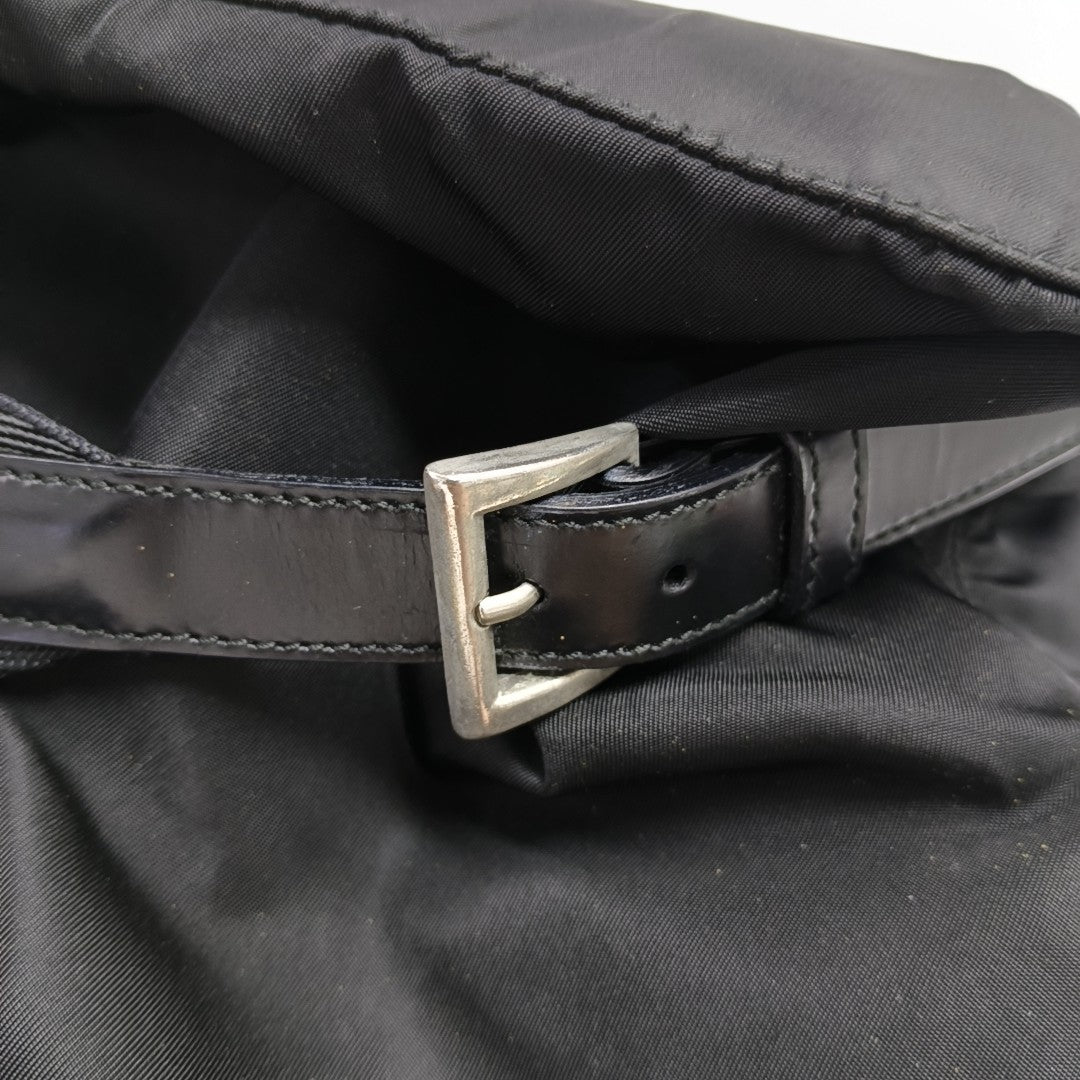 Re-Nylon Medium Nylon Black