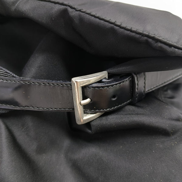 Re-Nylon Medium Nylon Black