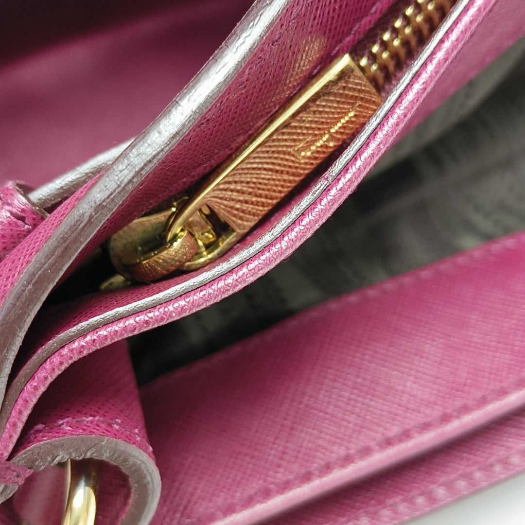 Briana Calfskin Red