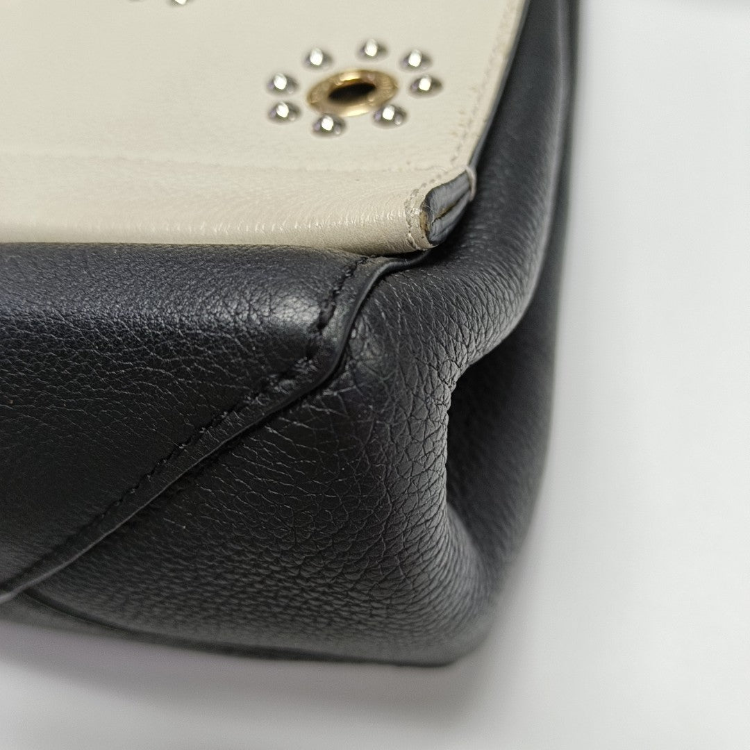LOCKME Calfskin White