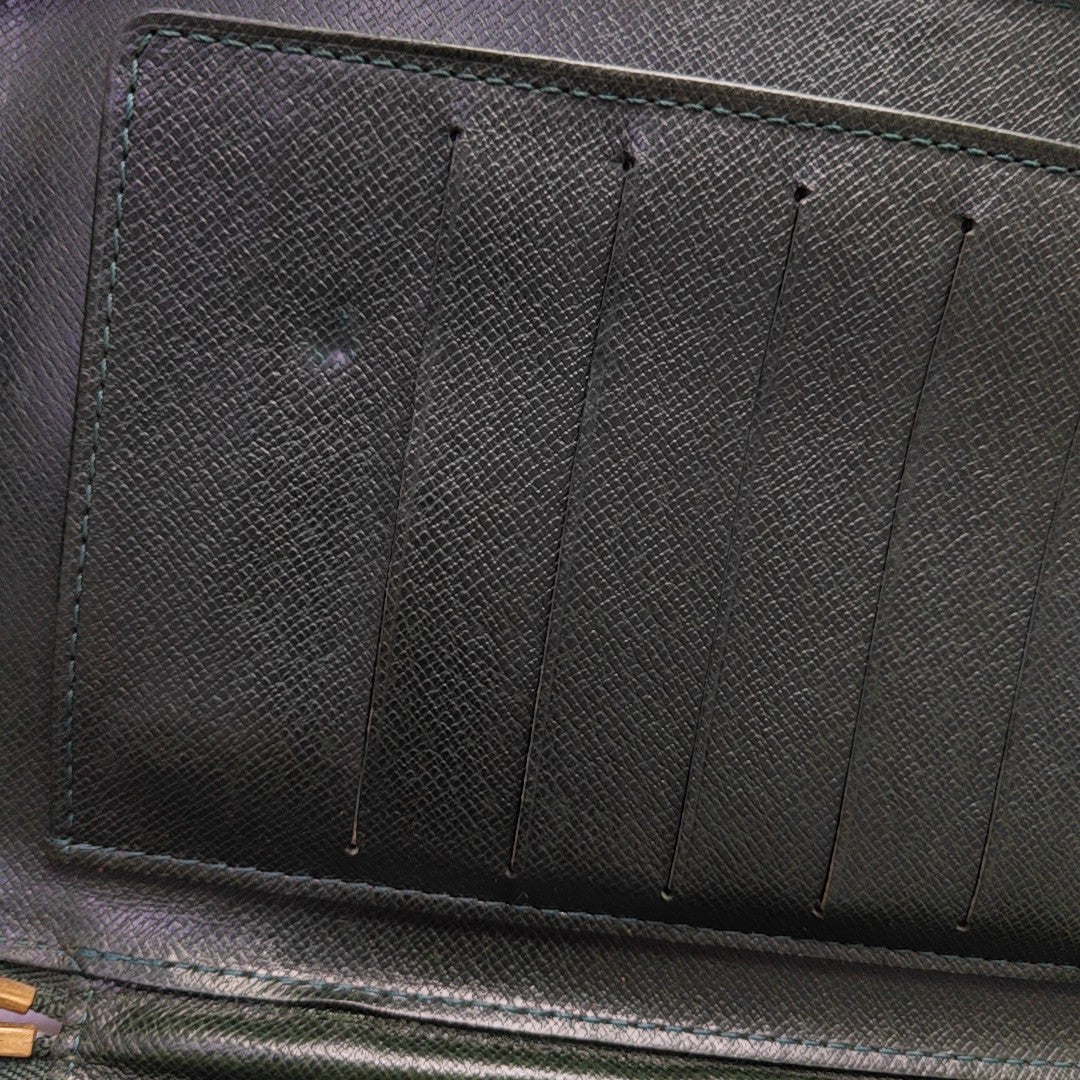 Calfskin Clutch Green