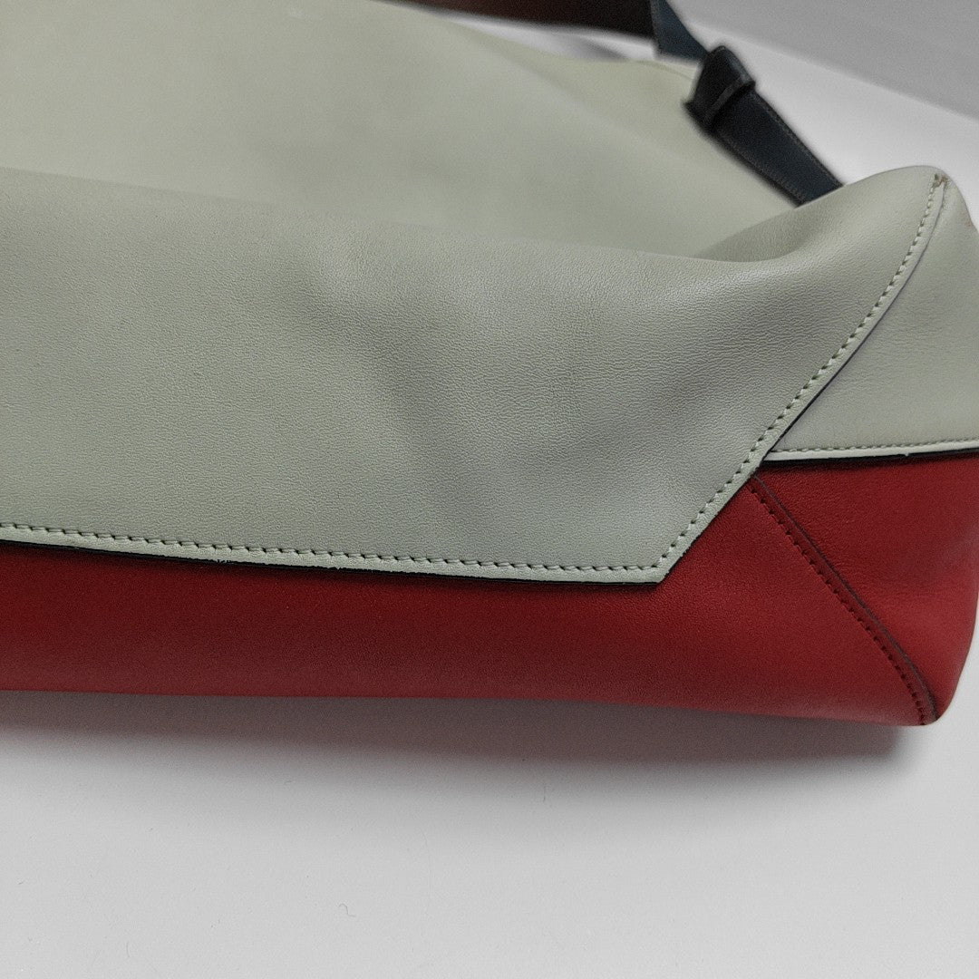 TWISTED CABAS Small Calfskin Green