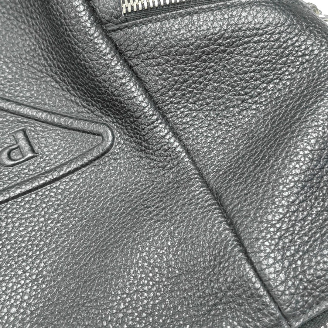 Calfskin Shoulder Bag Black