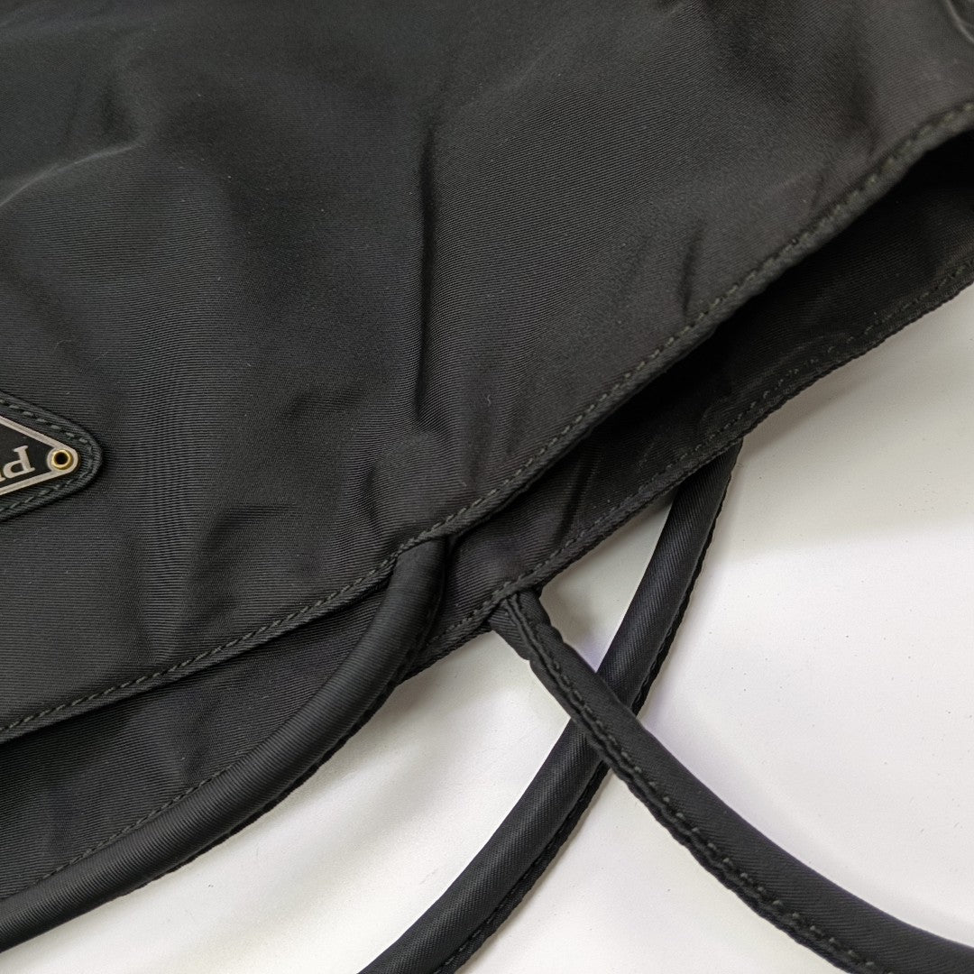 Nylon Shoulder Bag Black
