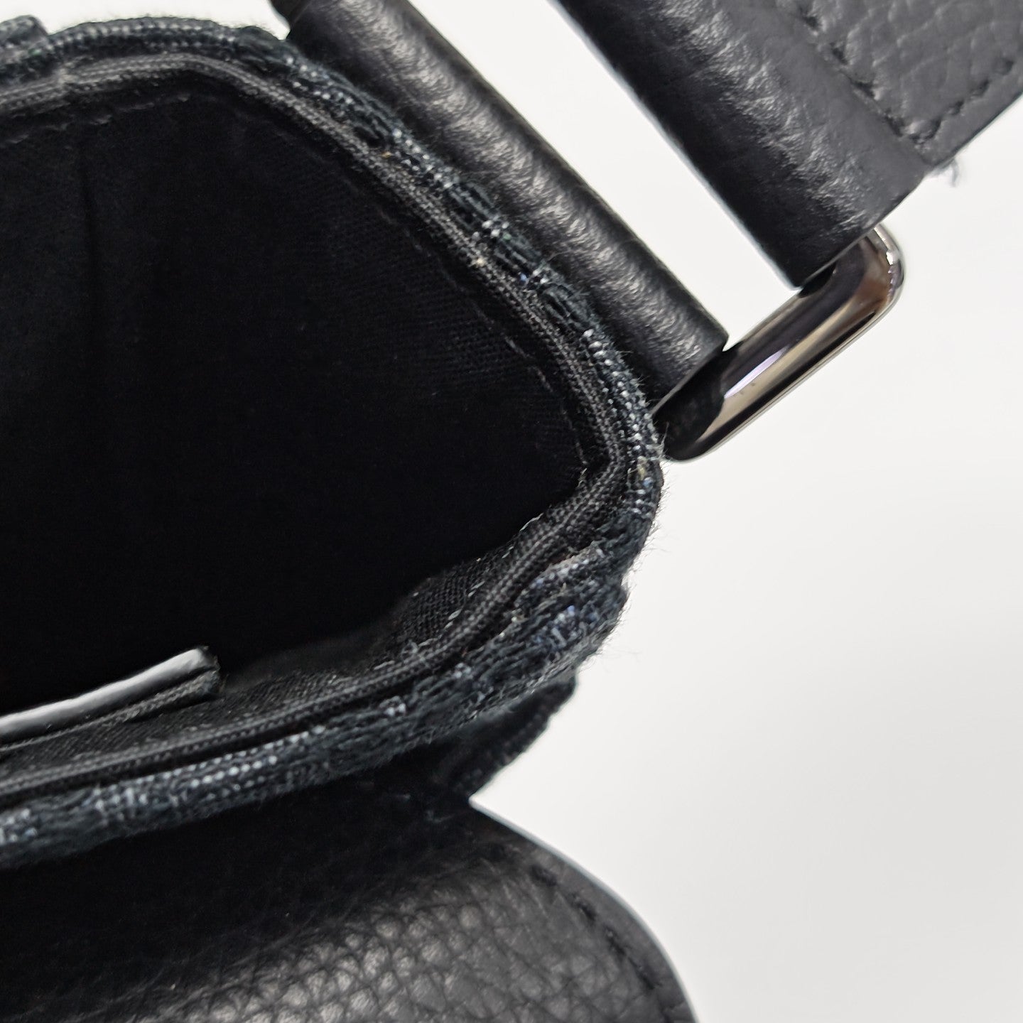 Saddle Small Oblique Canvas Black