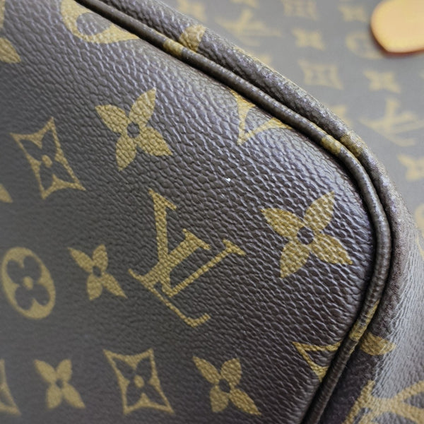 NEVERFULL MM Lona Monogram Revestida Marrón