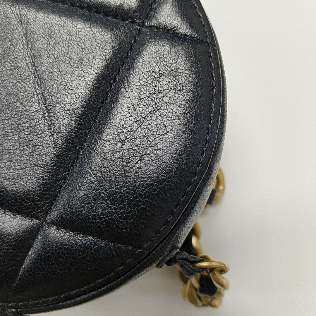 CHANEL 19 Quilted Lambskin Black