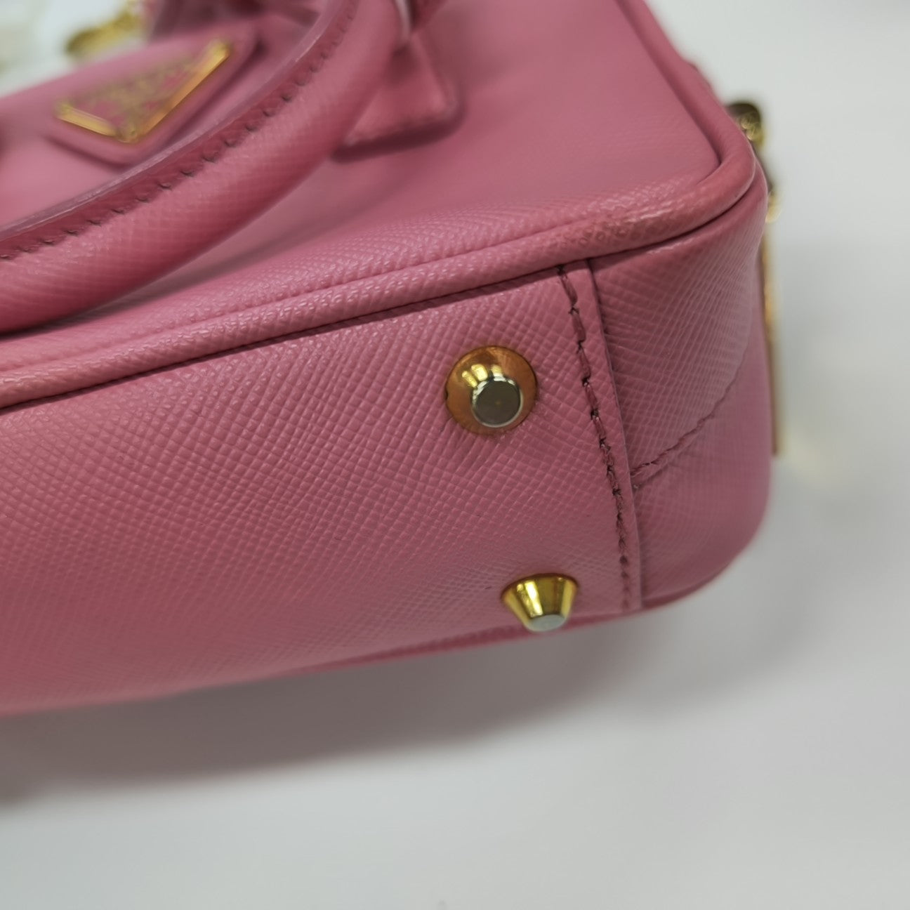Saffiano Calfskin Shoulder Bag Pink